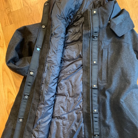 lululemon athletica Jackets & Blazers - Lululemon coat